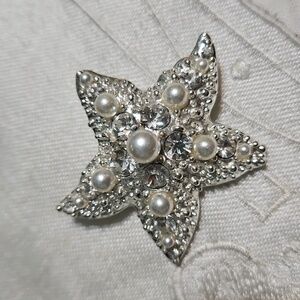 Silver-tone White Crystal & Faux Pearl Starfish Brooch